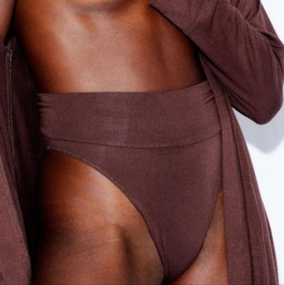SKIMS SLEEP BRIEF/ COCOA/XXS/NWT